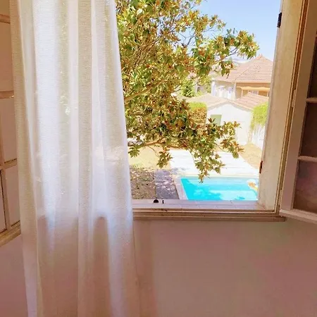 Semesterbostad Entre Provence-camargue, Belle Maison Avec Piscine