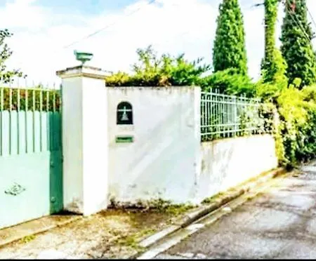 Entre Provence-camargue, Belle Maison Avec Piscine Beaucaire (Gard)