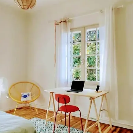 Entre Provence-camargue, Belle Maison Avec Piscine Feriehus Beaucaire (Gard)