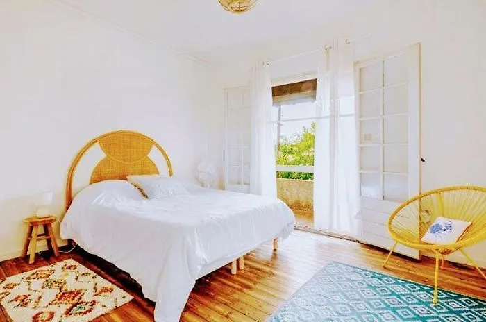 Entre Provence-camargue, Belle Maison Avec Piscine * Beaucaire (Gard)